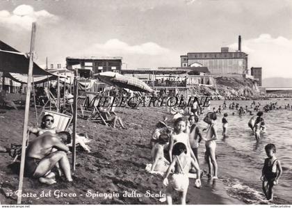 TORRE DEL GRECO: Spiaggia della Scala   1959