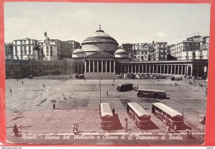 Cartolina viaggiata 1959 - Napoli - Piazza del Plebiscito e chiesa San Francesco di Paola - trasporti