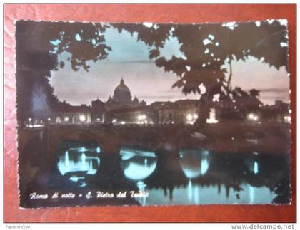 Roma di notte - S Pietro dal Tevere