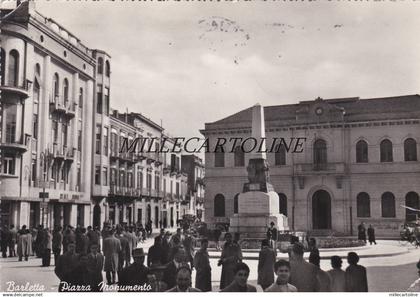 BARLETTA: Piazza Monumento