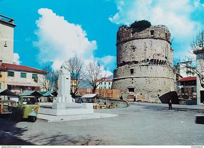 Cartolina - Carrara Avenza ( Massa Carrara ) - La Torretta - 1974