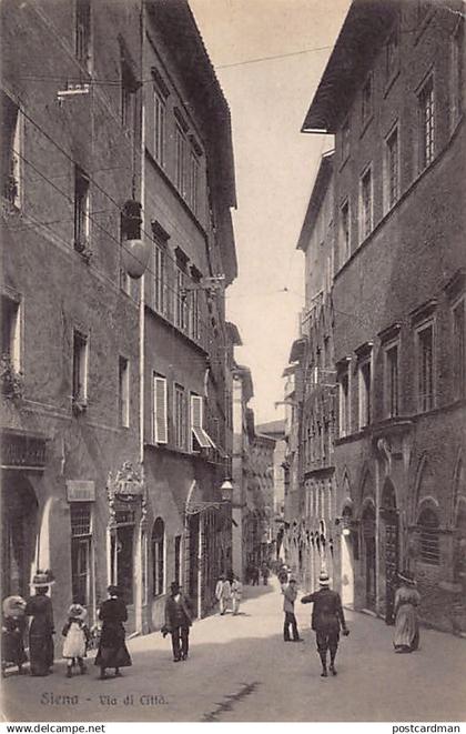 SIENA - Via di Citta