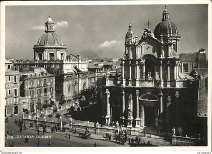 71060619 Catania Duomo Kutsche  Catania