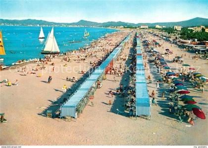 73249303 Rimini Un tratto dell immensa spiaggia Rimini