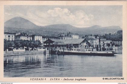 # VERBANIA - INTRA: IMBARCO TRAGHETTO