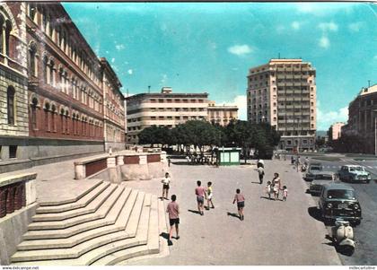 # CAGLIARI: PIAZZA GARIBALDI