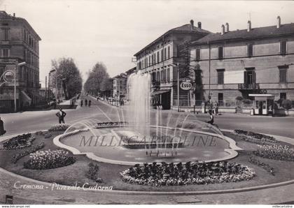 CREMONA: Piazzale Cadorna   1957