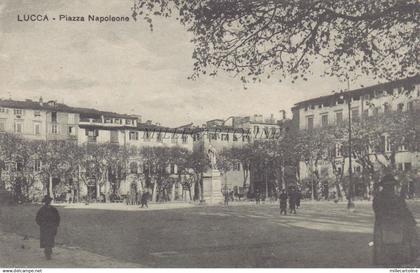 LUCCA - Piazza Napoleone