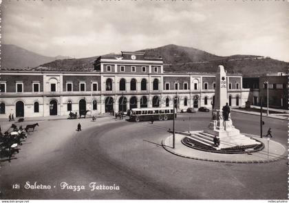 SALERNO - Piazza Ferrovia