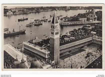 Venice, panorama of Piazza San Marco and Bell Tower posted 1935 Venezia to Hoče b191101