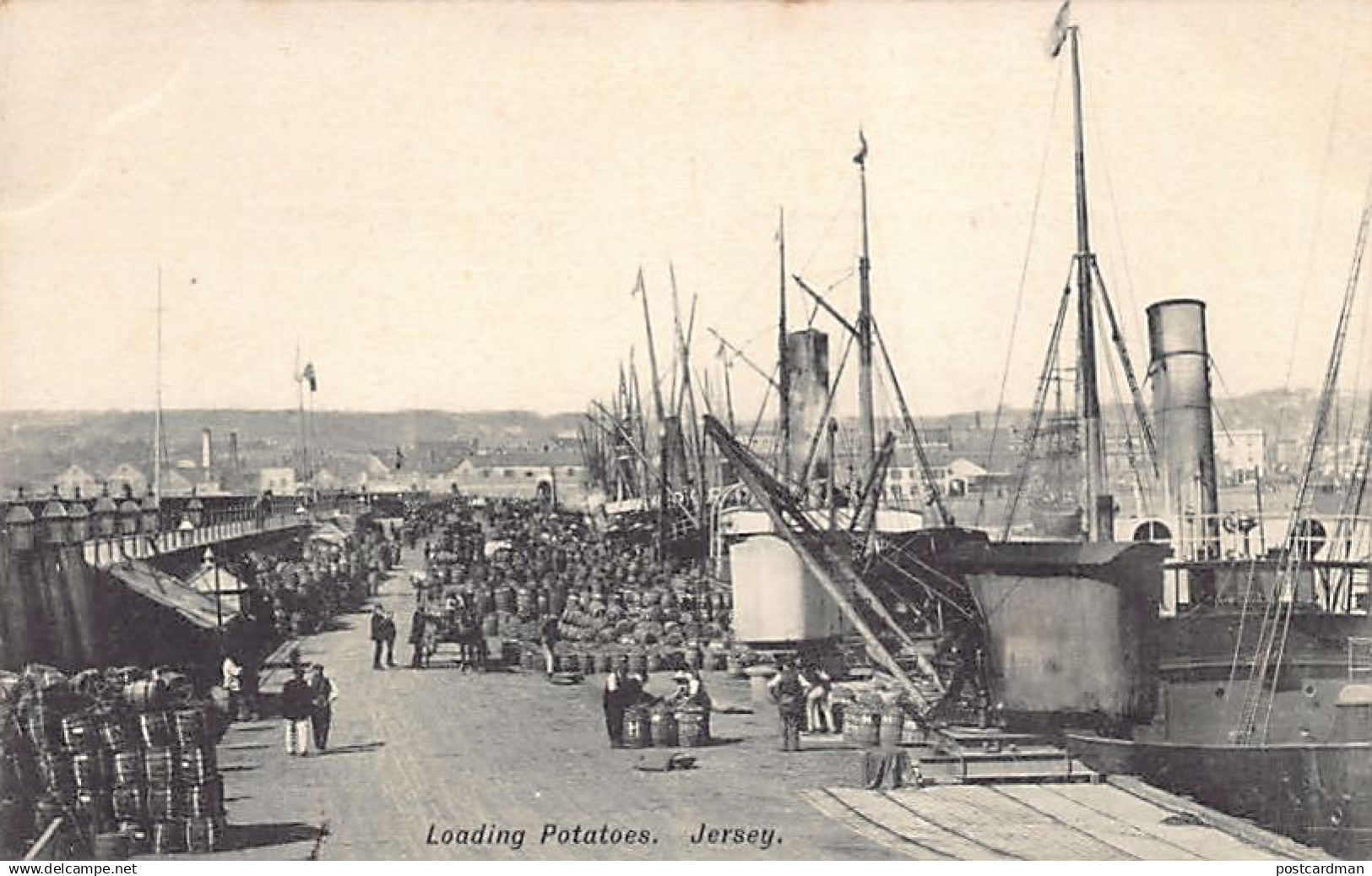 Jersey - ST. HELIER - Loading potatoes - Publ. R.B.