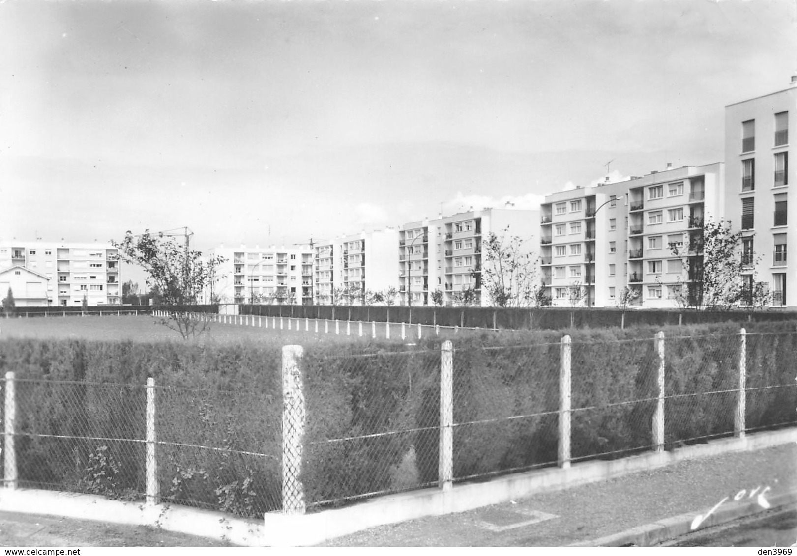 JURANCON - La Résidence du Stade - Immeubles - HLM