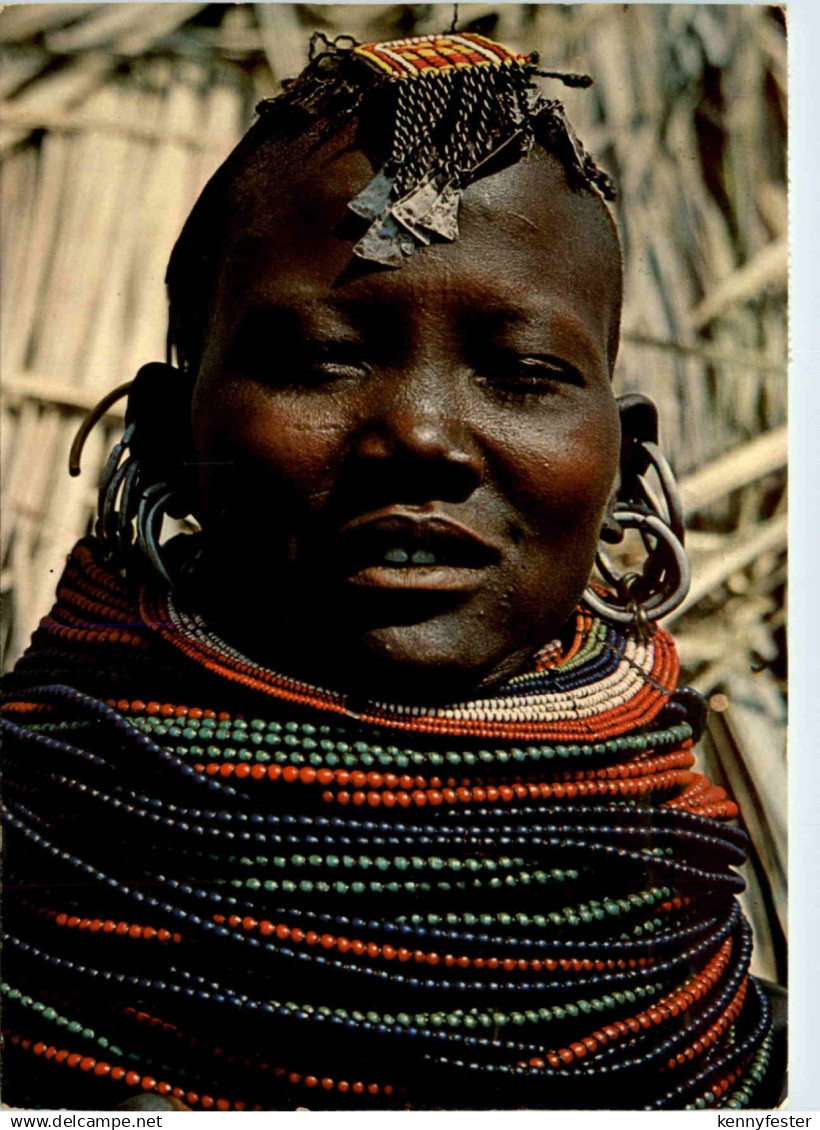 Kenya - Turkana Girl