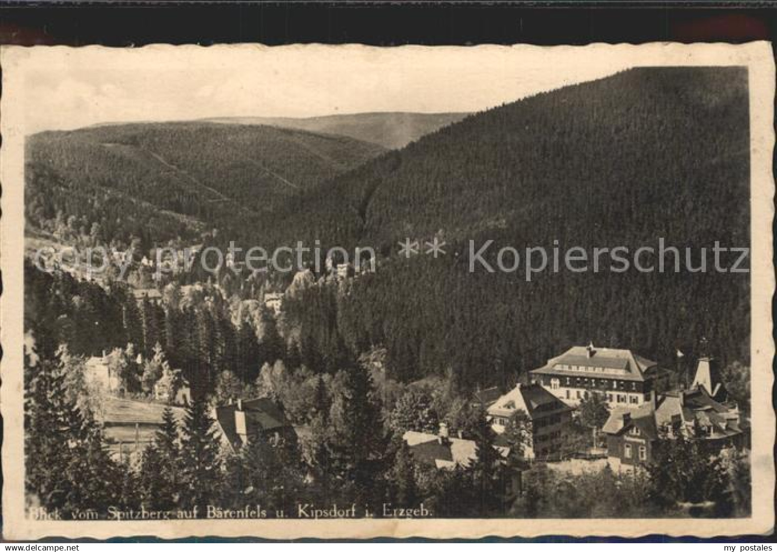 Kipsdorf Blick vom Spitzberg auf Baerenfels und Kipsdorf