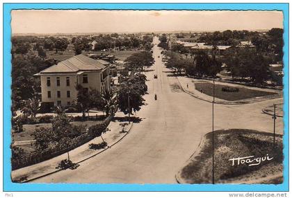 CPSM: Congo - Pointe-Noire - La place de la Gare (Hoa-gui N°174)