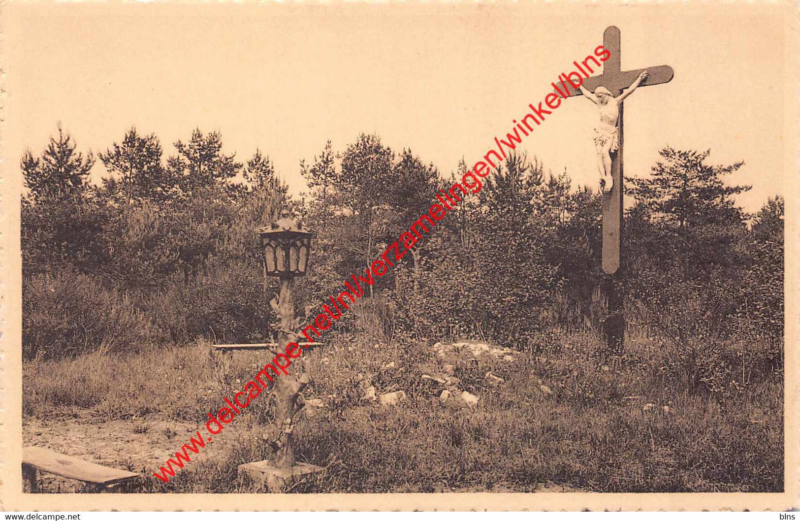 Kruis der Bevrijding - op het puin van de oude windmolen 1944 - Zoersel