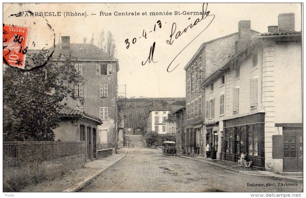 L'ARBRESLE RUE CENTRALE ET MONTEE SAINT-GERMAIN COMMERCES