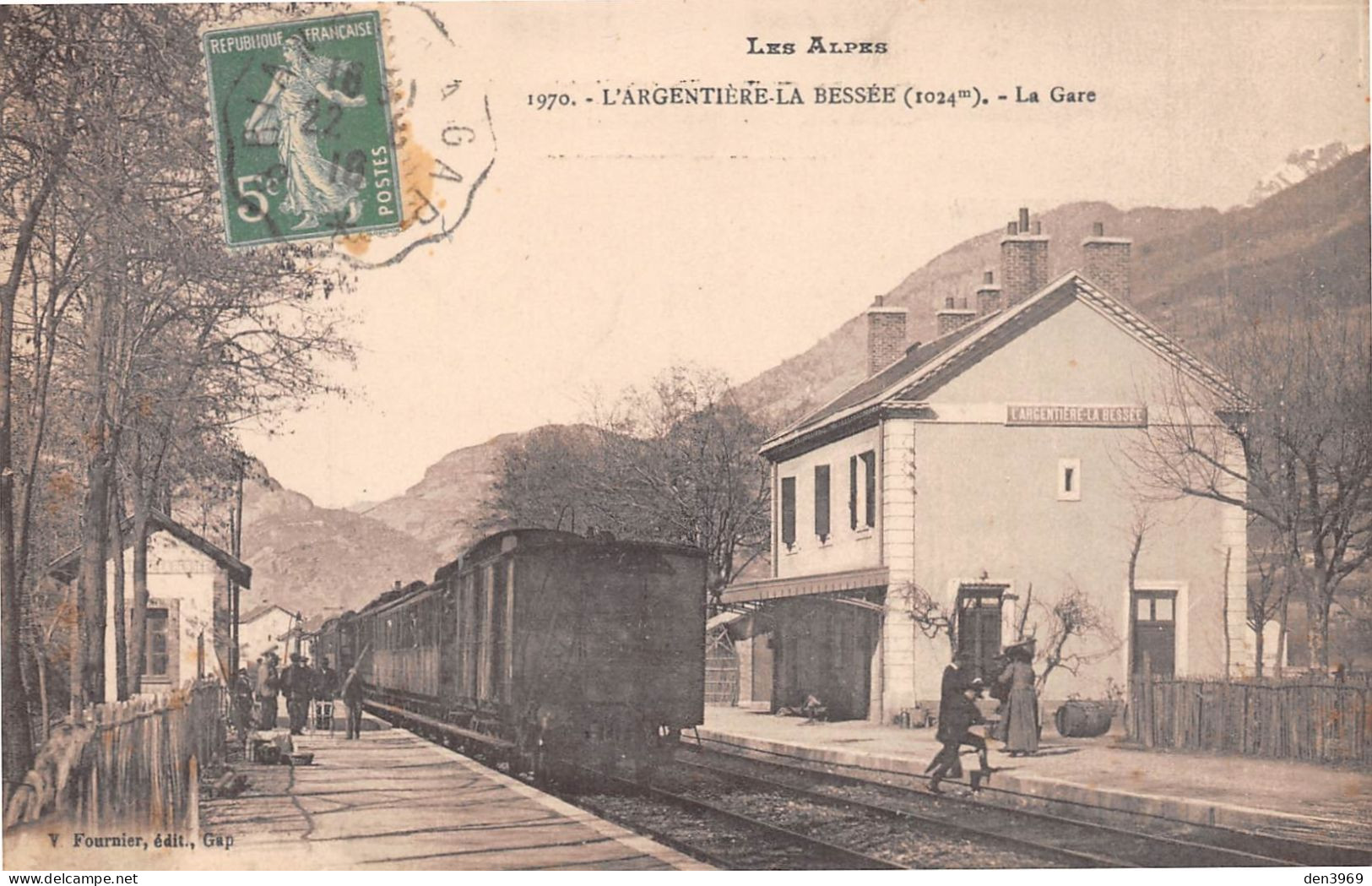 L'ARGENTIERE-la-BESSEE (Hautes-Alpes) - La Gare avec Train - Voyagé 1916 (2 scans)