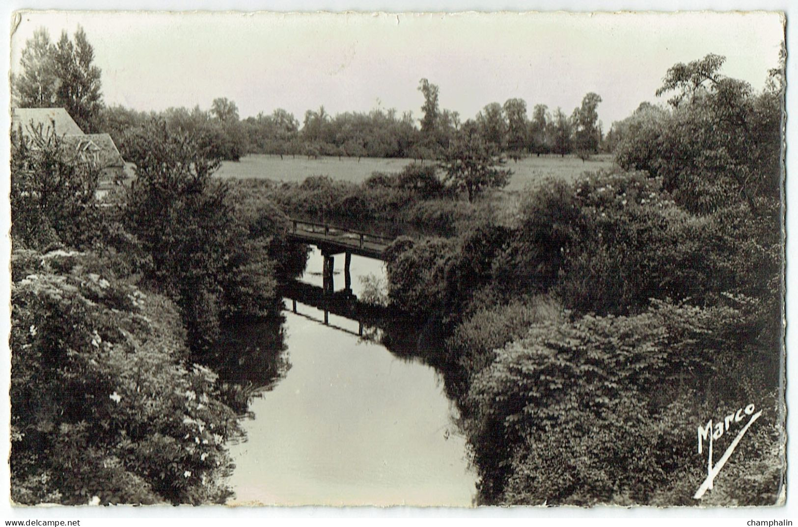 L'Eure pittoresque - Le Vaudreuil - CAD Notre-Dame du Vaudreuil (27)