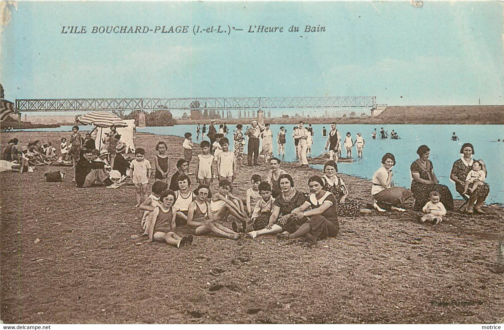 L'ÎLE BOUCHARD-PLAGE - l'heure du bain.