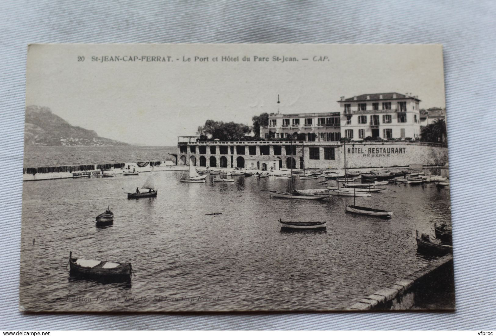 L686, Cpa 1920, Saint Jean cap Ferrat , le port et hôtel du parc saint Jean, Alpes Maritimes 06