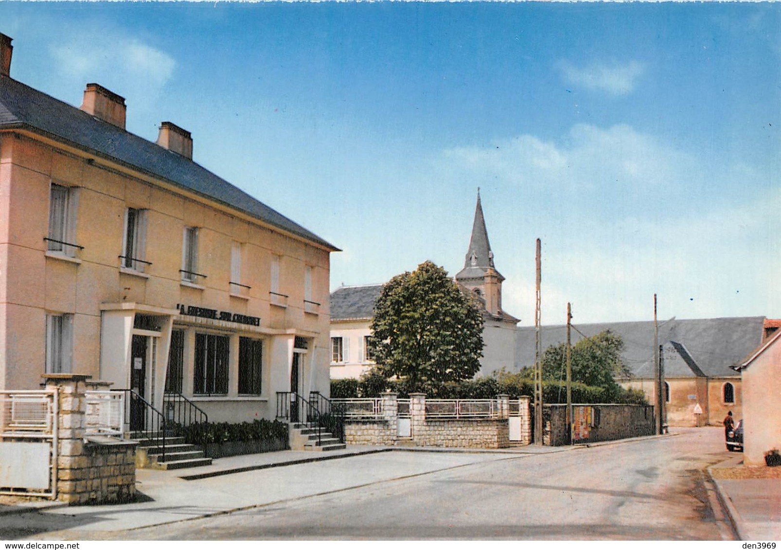 La FRESNAYE-sur-CHEDOUET - La poste