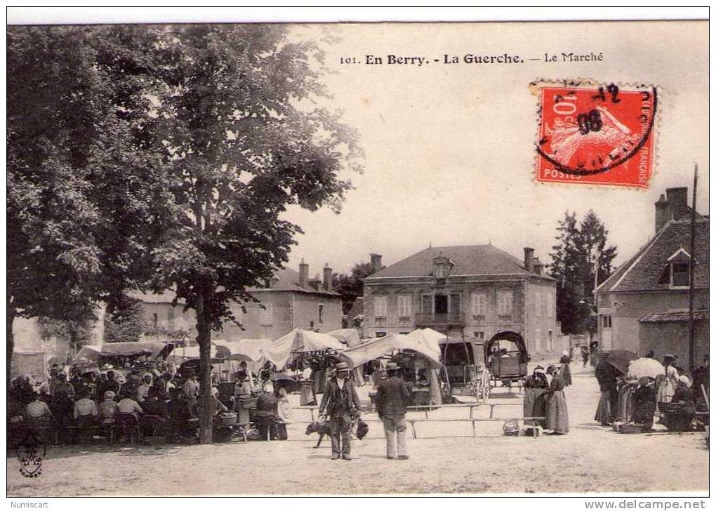 La Guerche..la Guerche-sur-l'Aubois..très animée..jour de Marché..Top Carte