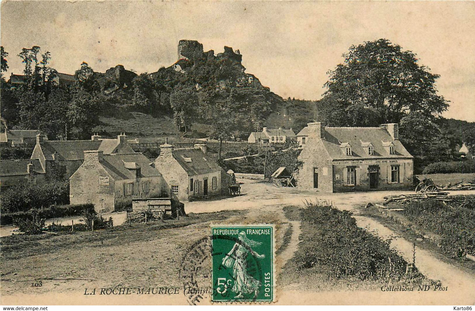 la roche maurice * vue sur la commune * auberge " à la descente des chasseurs "