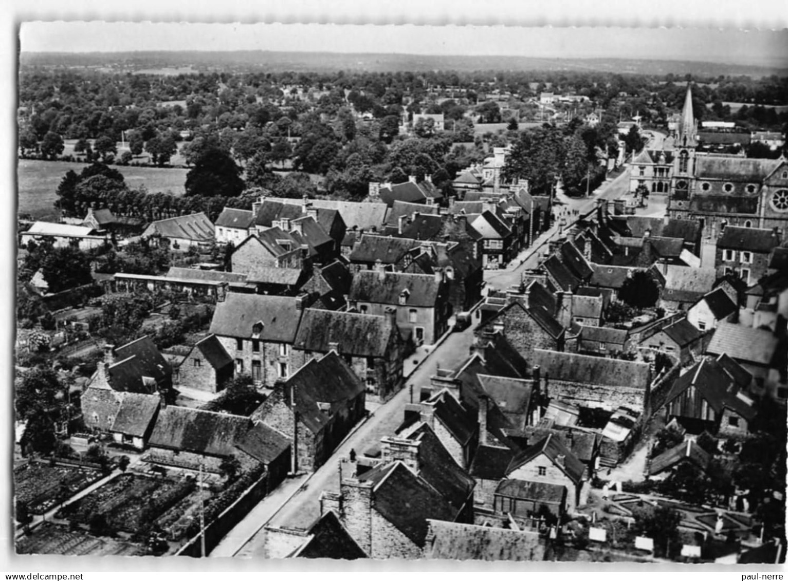 LANDIVY : Vue générale - très bon état