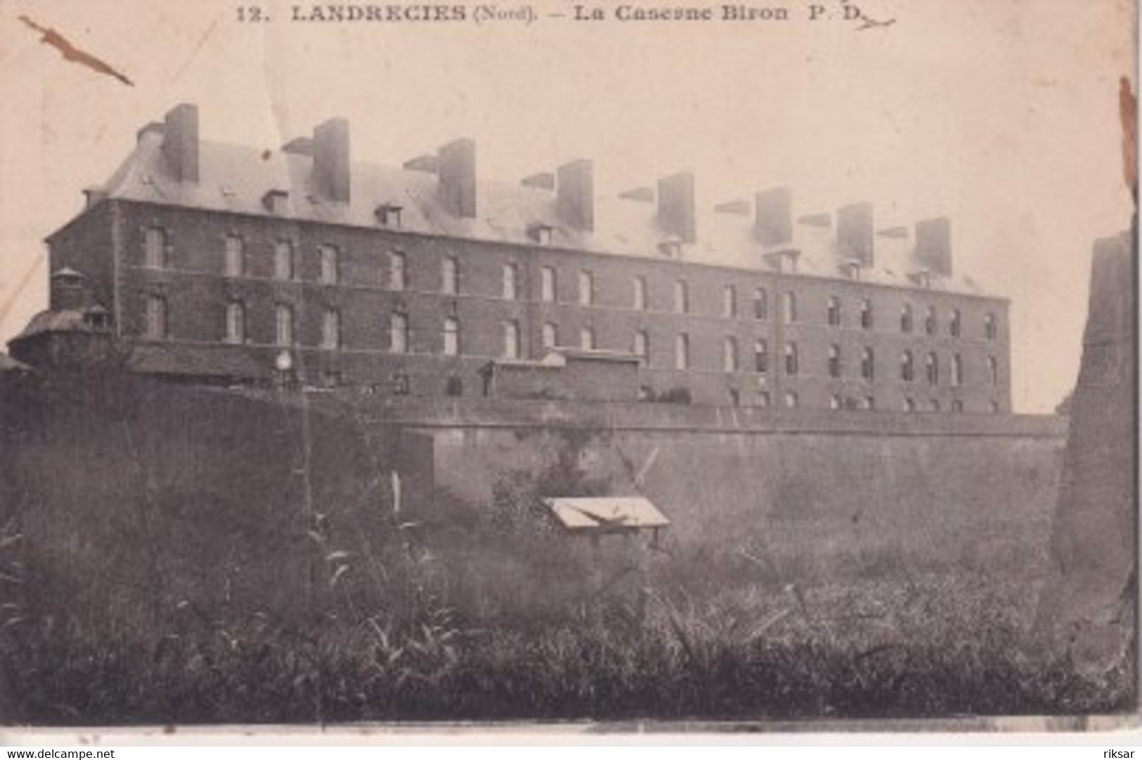 LANDRECIES(CASERNE)