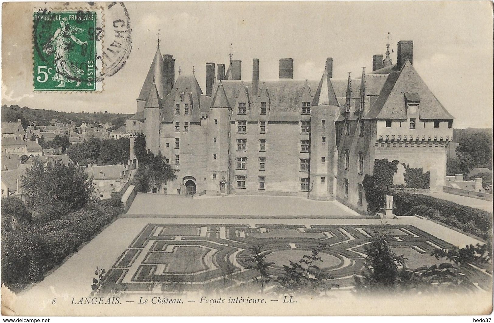 Langeais - Le Château - Façade intérieure