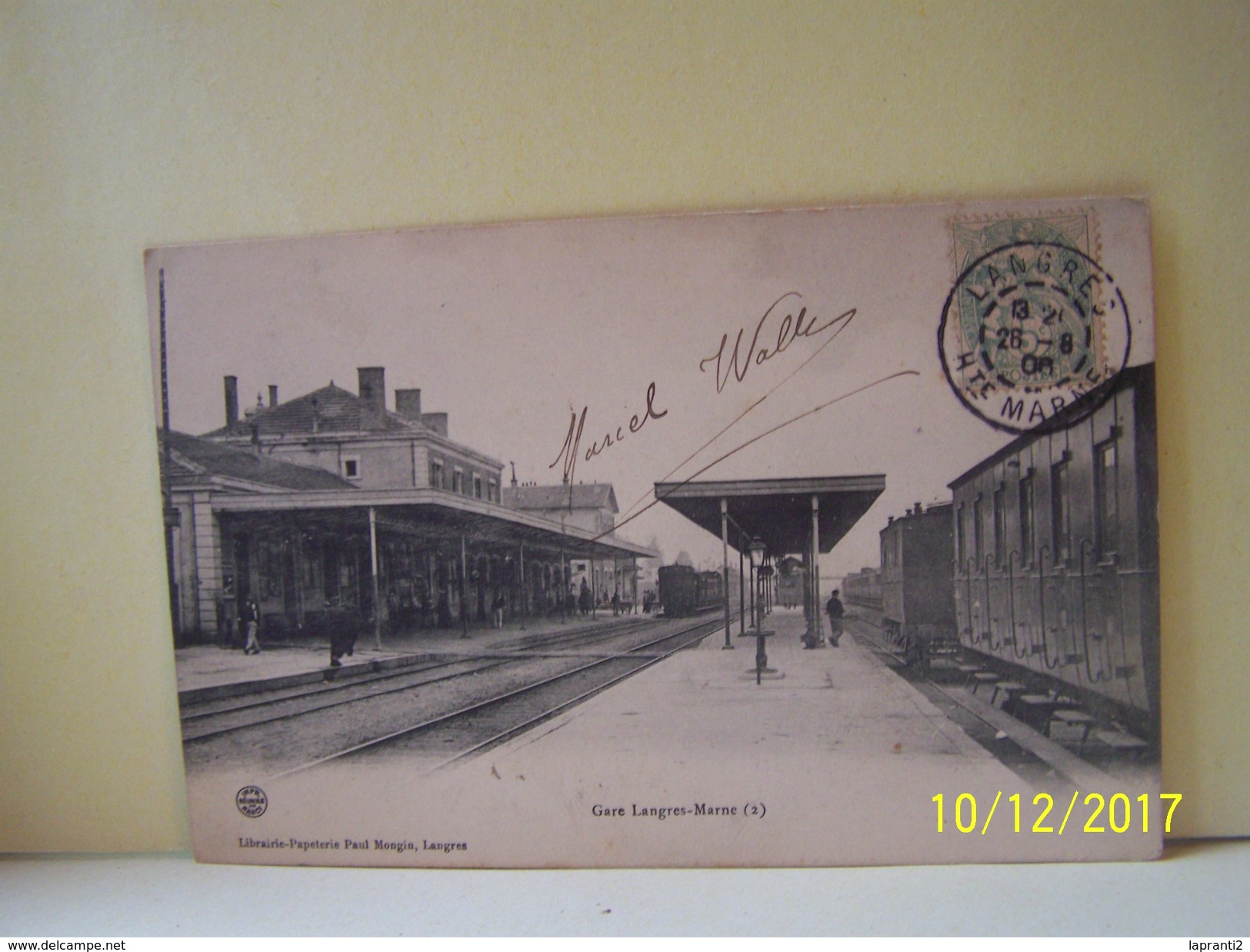 LANGRES (HAUTE MARNE) LES TRAINS. GARE LANGRES-MARNE.