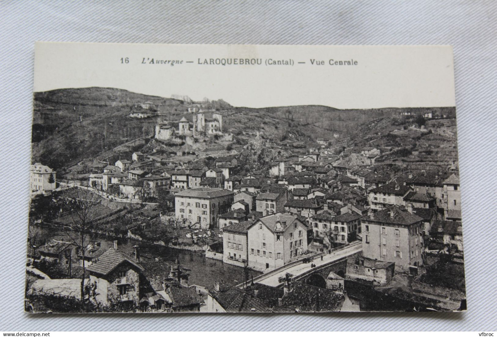 Laroquebrou, vue centrale, Cantal 15