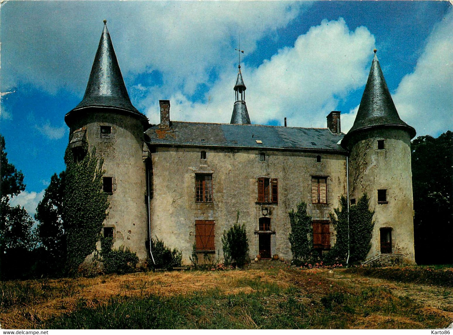 le poiré sur vie * le château de la métairie