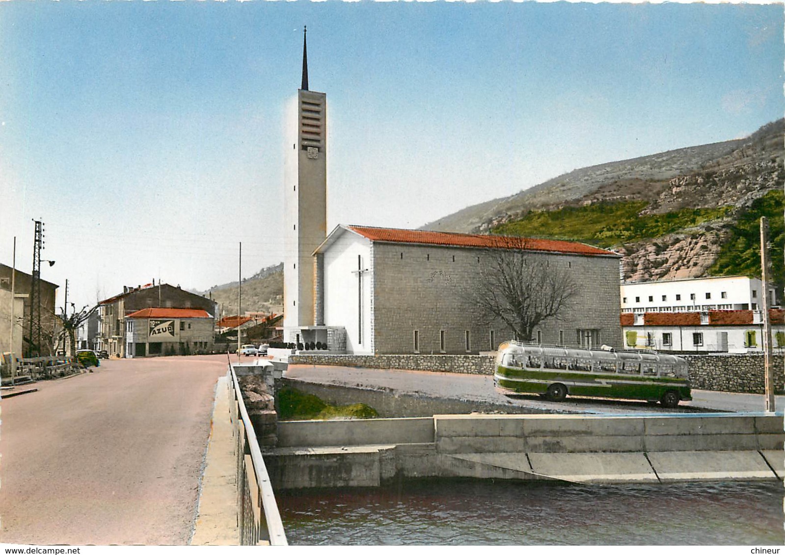 LE POUZIN  L'EGLISE