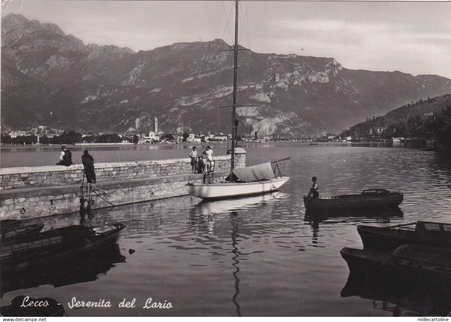 # LECCO: SERENITA' DEL LARIO