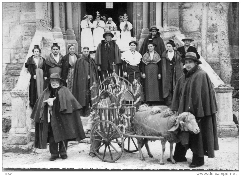 LES BAUX DE PROVENCE(BOUCHES DU RHONE) PROCESSION(BERGER) MOUTON