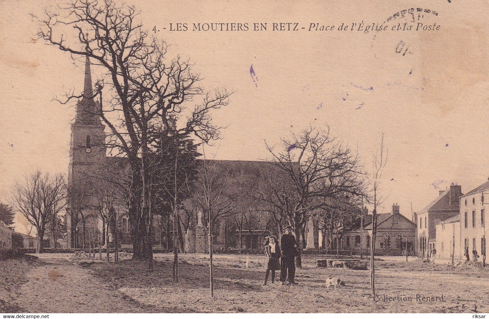 LES MOUTIERS EN RETZ(ARBRE)