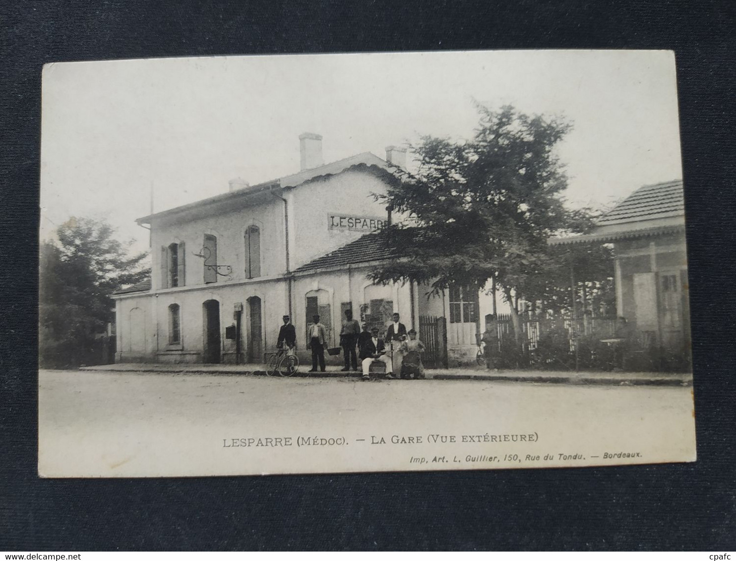 Lesparre Medoc - La Gare (Vue extérieure) / Editions Guillier