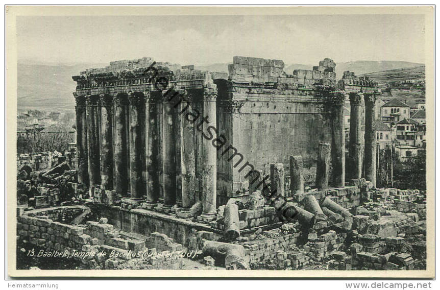 Libanon - Baalbek - Temple de Bacchus (cote ouest et sud) - Wakim Awad Baalbek (Liban)