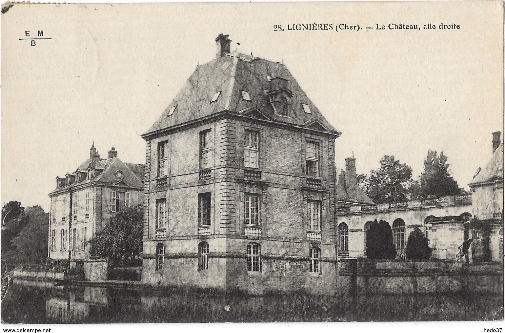 Lignières - Le Château, aile droite