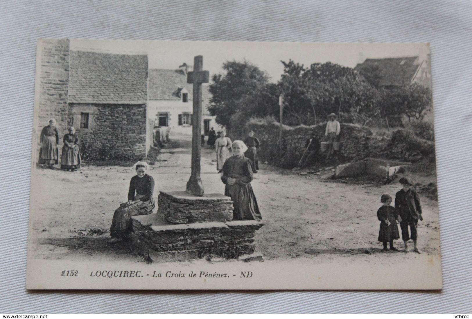 Locquirec, la croix de Pénénez, Finistère 29