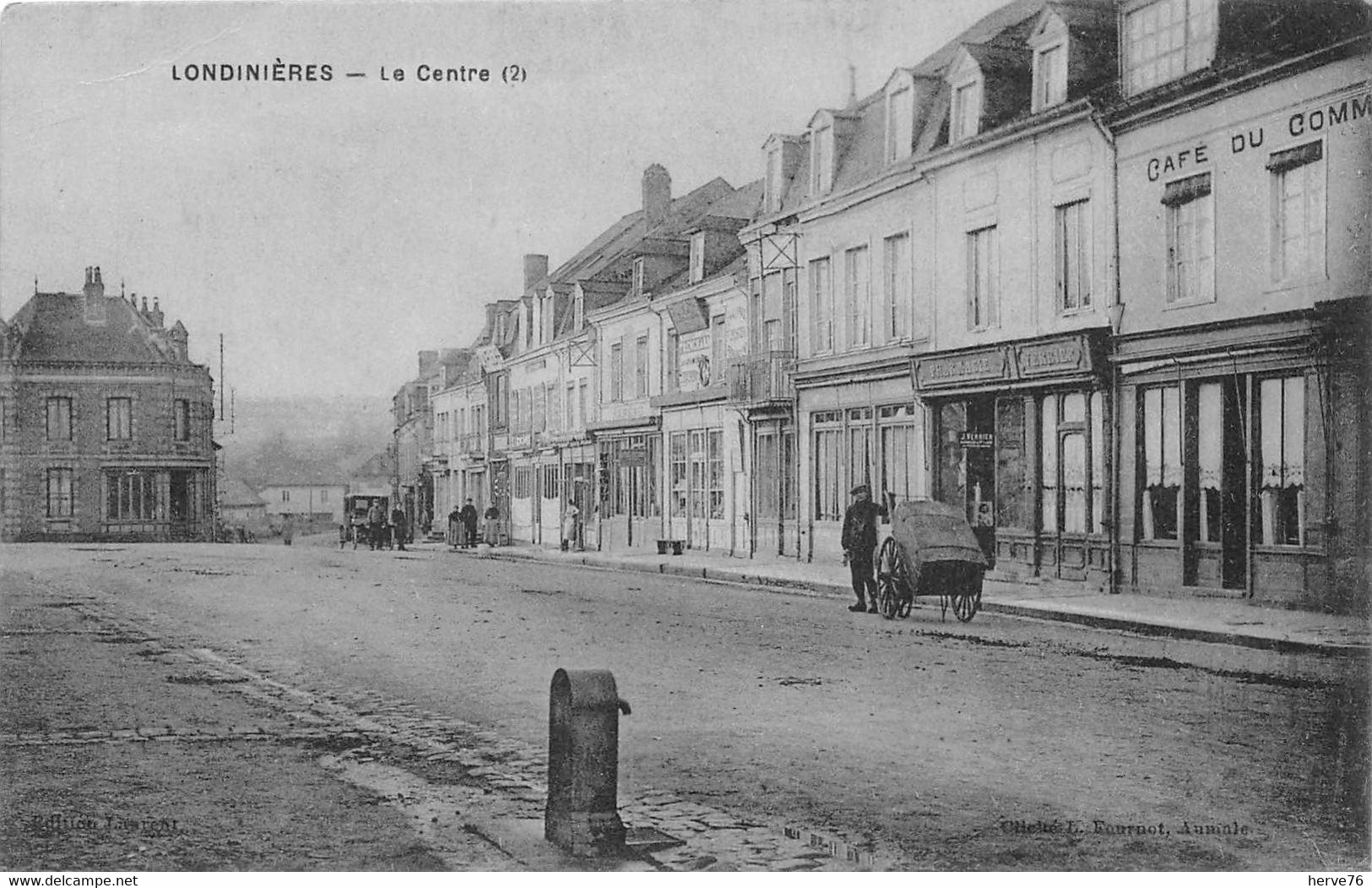 LONDINIERES - le Centre