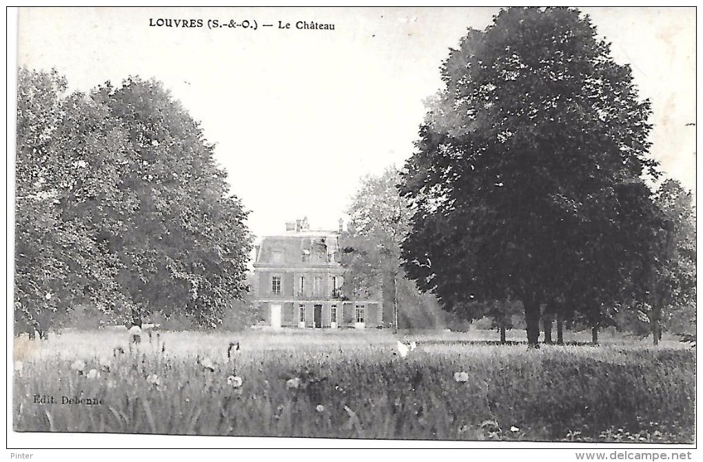 LOUVRES - Le Château