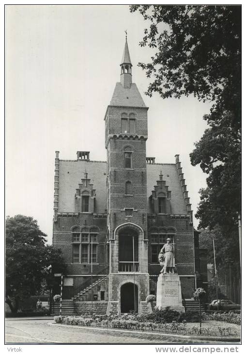 Lovendegem  : Gemeentehuid  ( groot formaat )