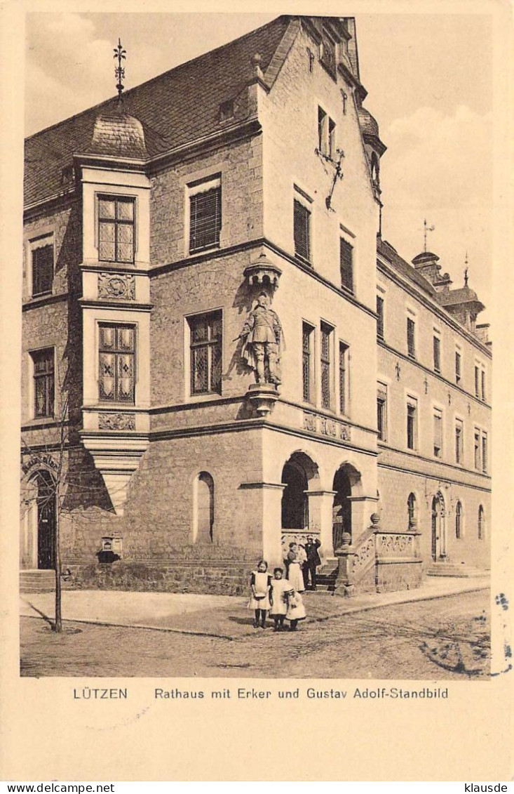 Lützen - Rathaus mit Erker und Gustav Adolf-Standbild gel.1913