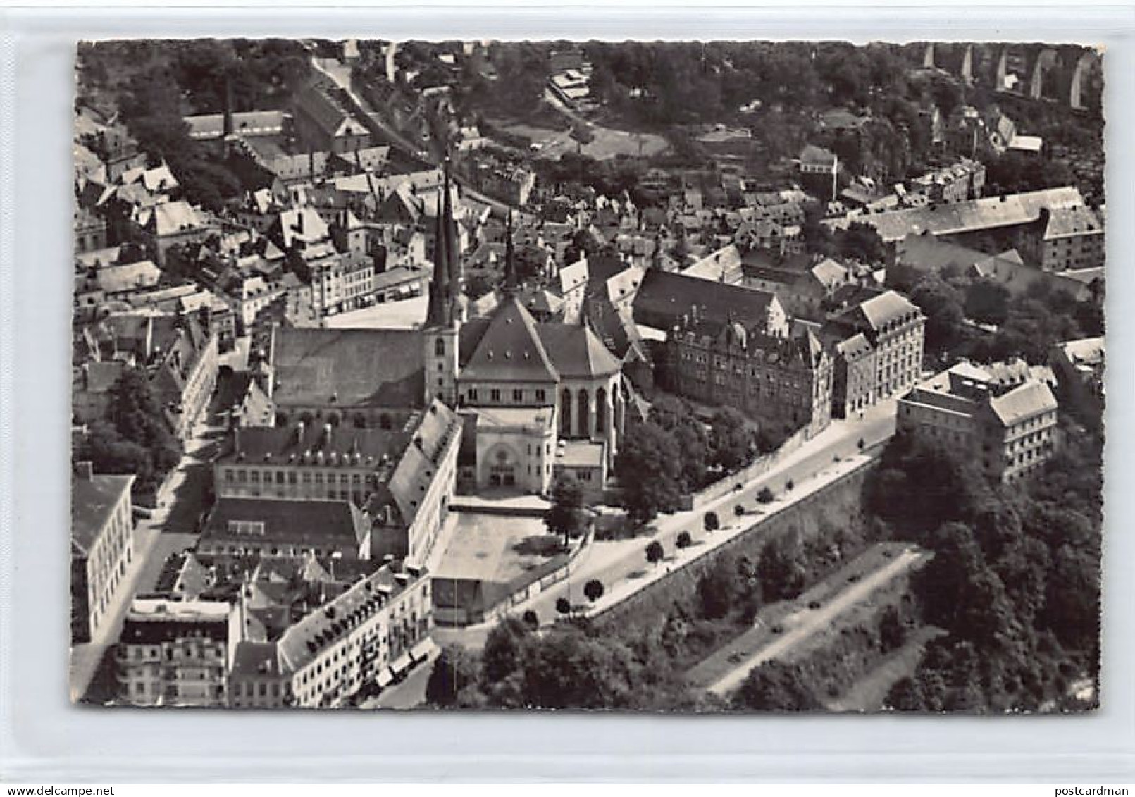 LUXEMBOURG VILLE - Vue aérienne sur le centre de la ville - Ed. Paul Kraus 168a