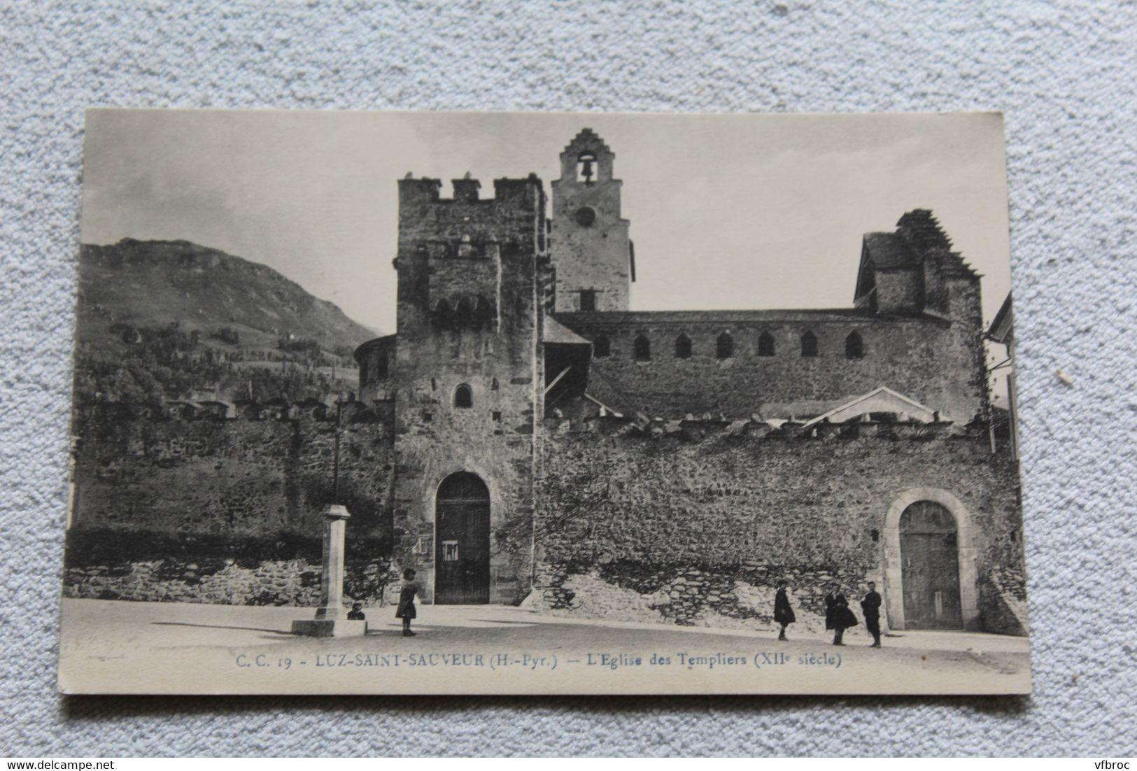 Luz saint Sauveur, l'église des Templiers, hautes Pyrénées 65