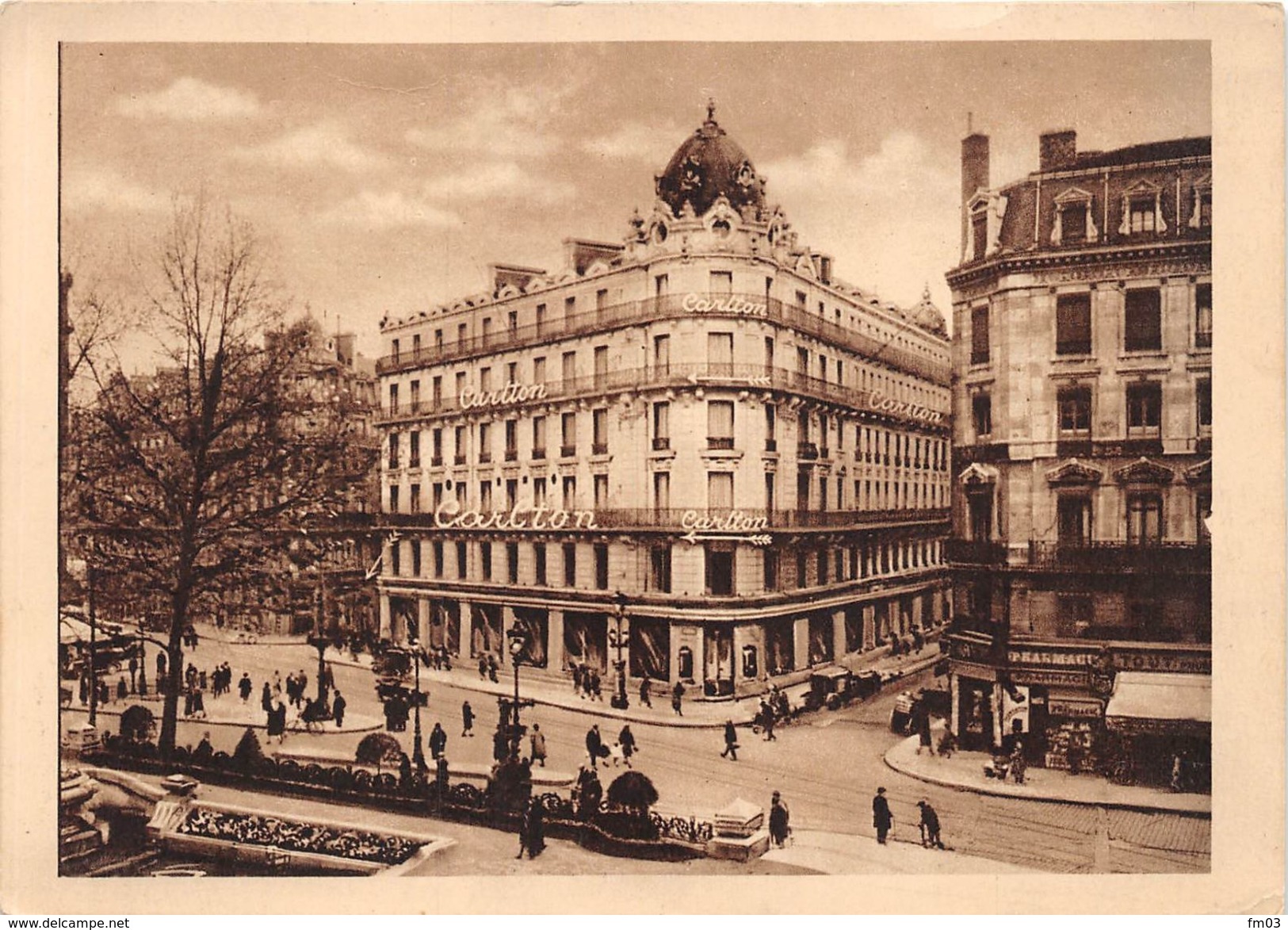 Lyon 2 Carlton Hôtel place de la République