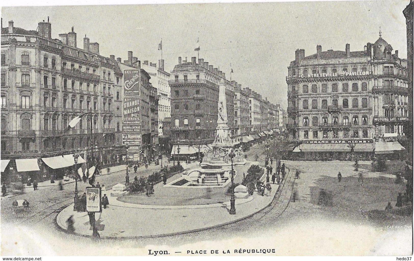 Lyon - Place de la République